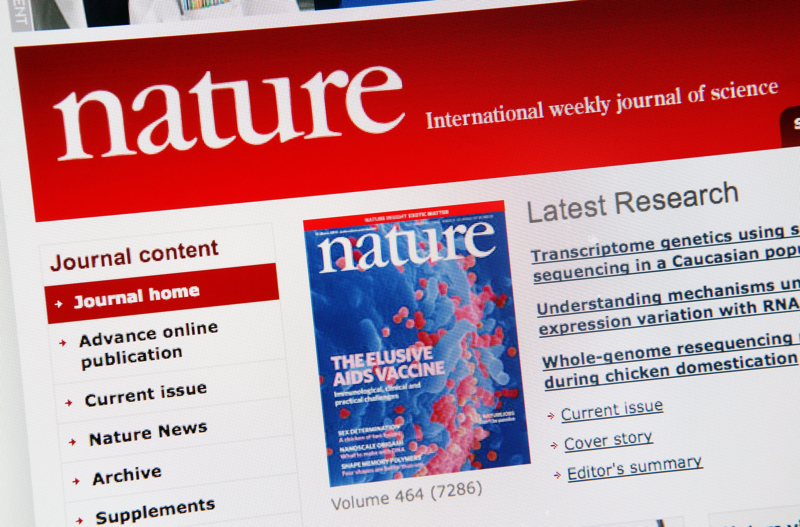 Content journal. Научные журналы про Китай. Газета nature 2000 года. The nature of research учебник по английскому. Журнал sex-roles: a Journal of research.