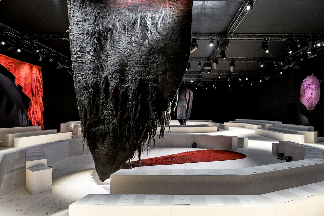 How a Polish Fiber Artist's Haunting Woven Sculptures Ended Up in