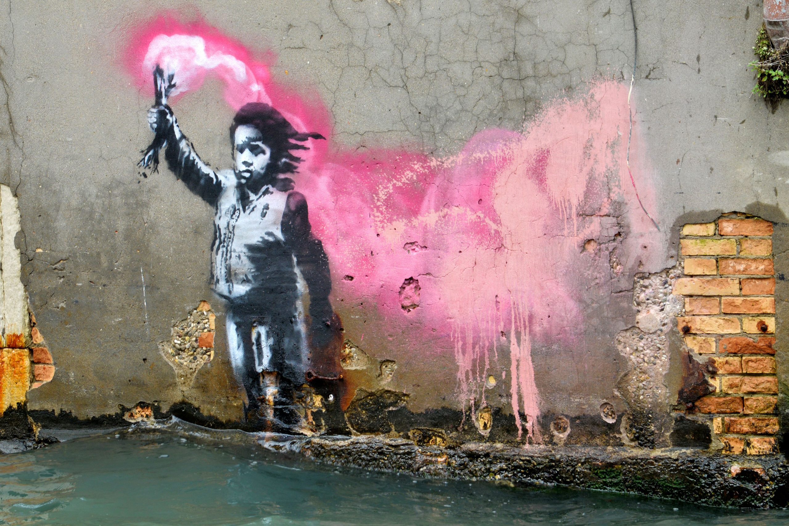 Venice’s Plan To Restore A Water-Damaged Banksy Mural Rankles Local Artists