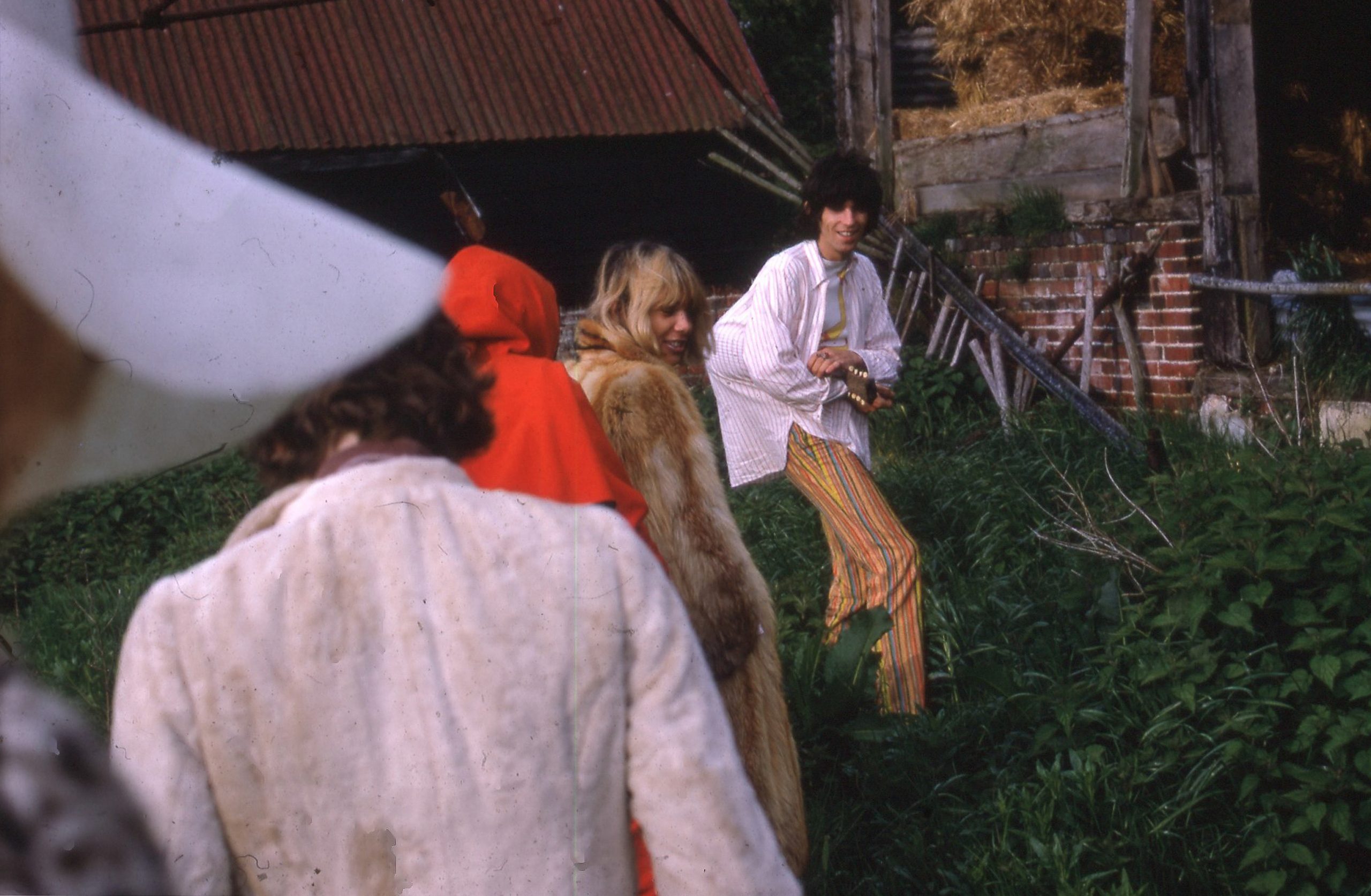 See Previously Unknown Photos of the Rolling Stones, Recently Discovered in a London Attic - Vimarsana News
