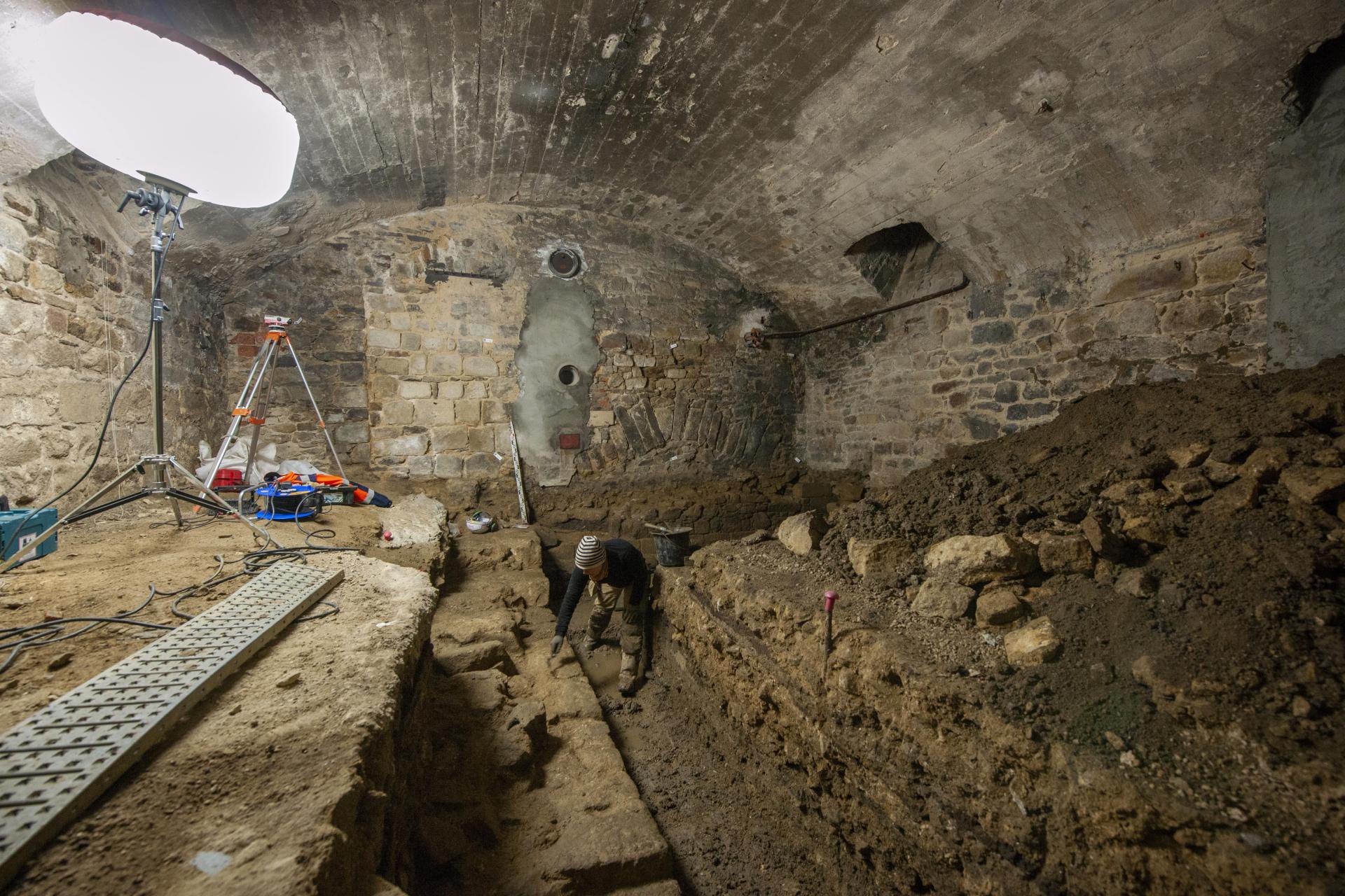 French Archaeologists Excavate a 600-Year-Old Castle Beneath a Historic Town