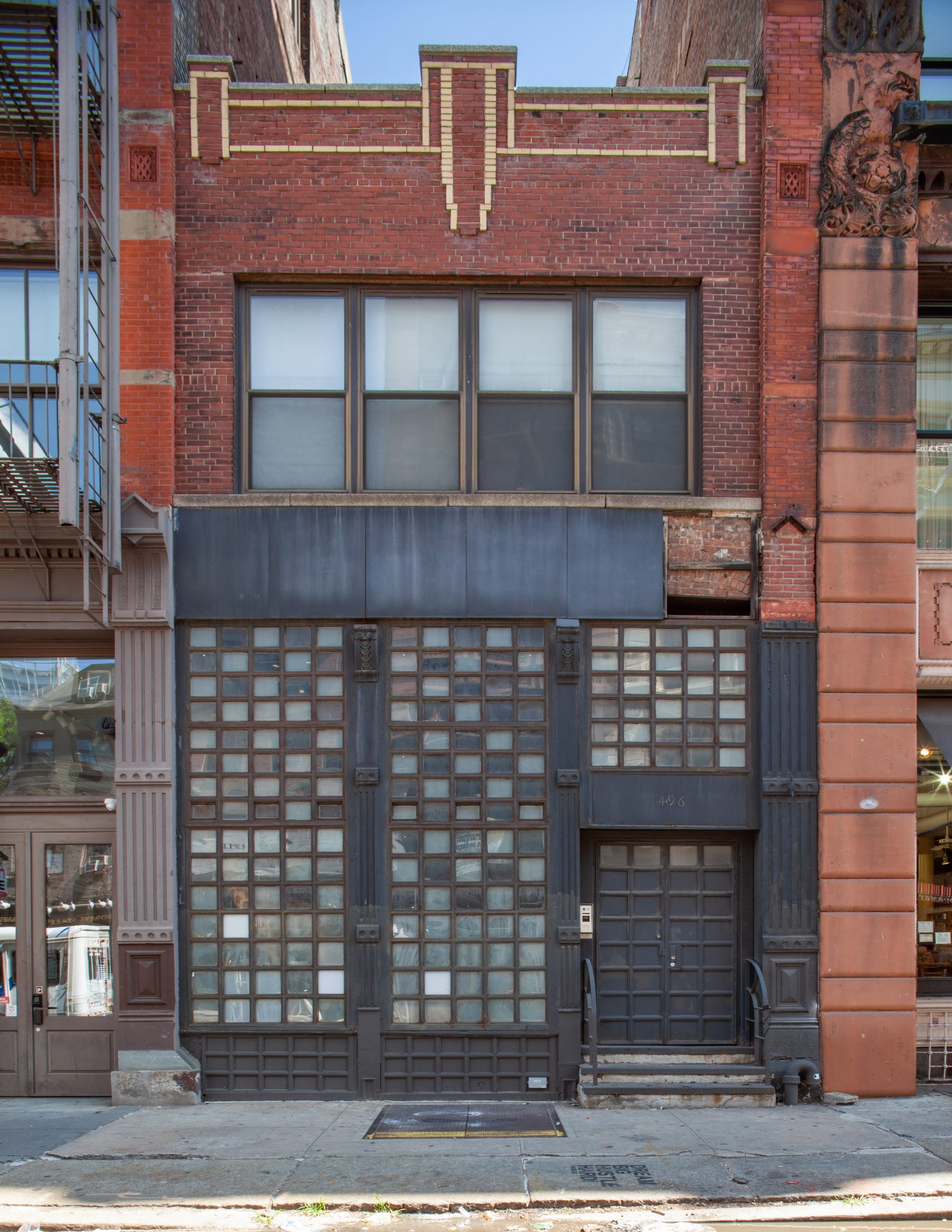 John Lennon and Yoko Ono's First New York Home Is on the Market for $5.5 Million - Vimarsana News