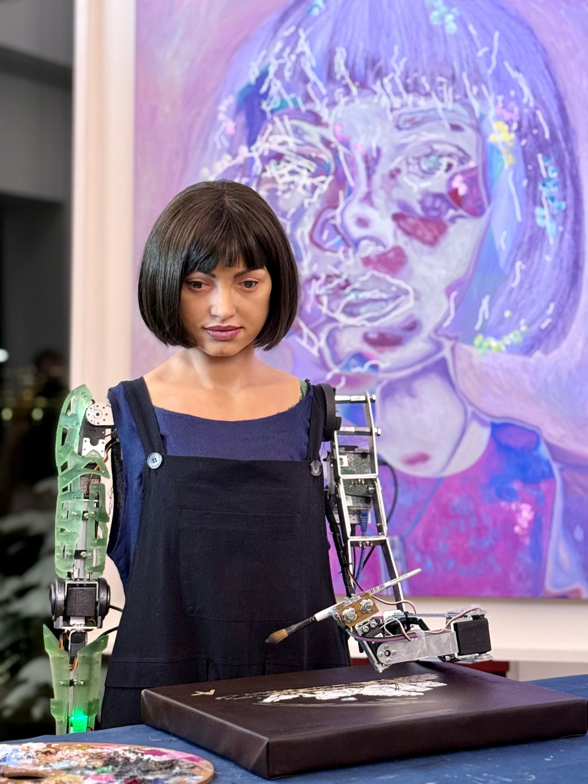 Robot Artist Ai-Da Makes Her Architectural Debut | Artnet News