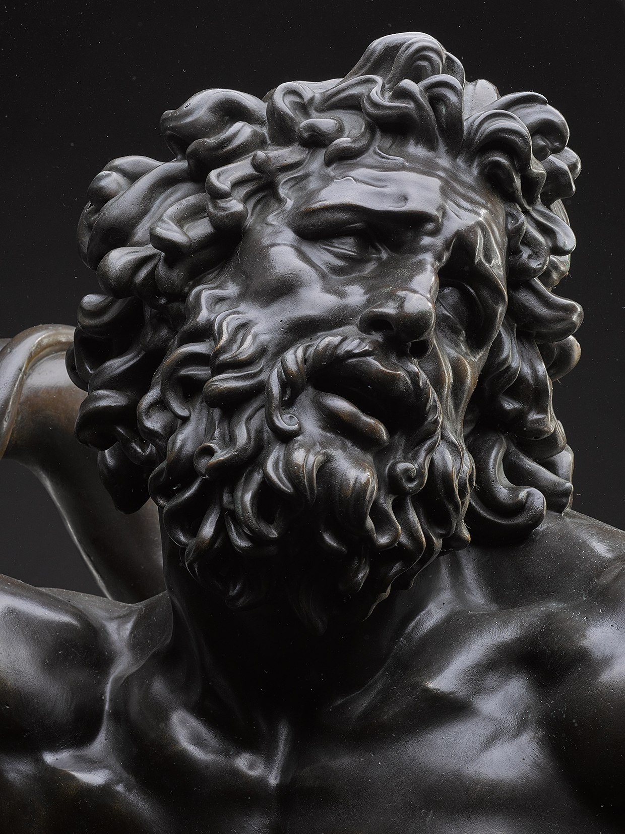 ◇ Sotheby'sオークション コンテンポラリー 2017 ロンドン◇ Towering Bronze Laocoön Sells for $18.1 Million at Sotheby's